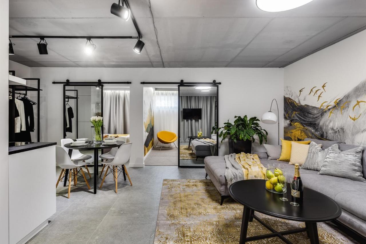 Family Center Apartments Краков Экстерьер фото